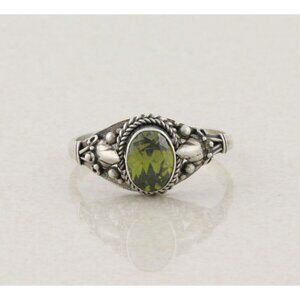 Sterling Silver Green Cubic Zirconia Ring Size 9 1/4